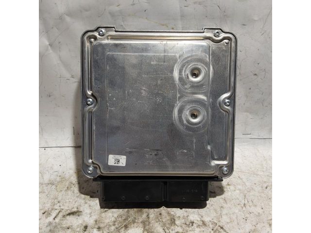 bontott AUDI A4 B8 Motorvezérlő