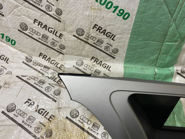 bontott AUDI A4 B8 Multifunkciós Kijelző Keret