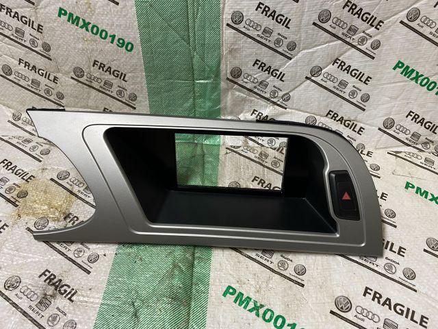 bontott AUDI A4 B8 Multifunkciós Kijelző Keret