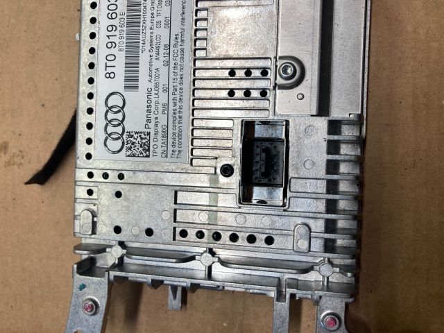 bontott AUDI A4 B8 Multifunkciós Kijelző