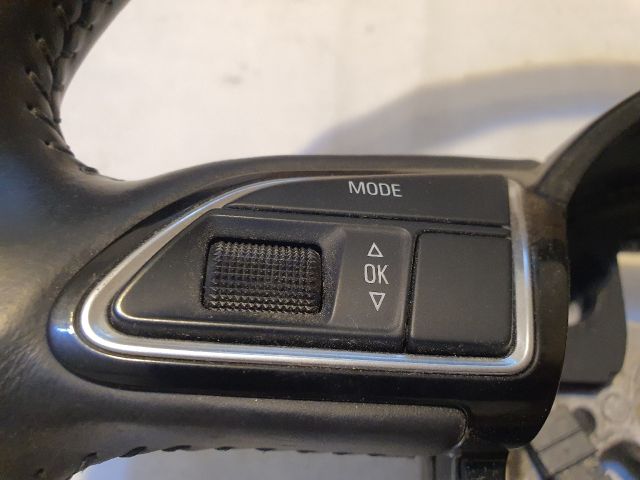 bontott AUDI A4 B8 Multikormány