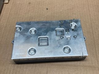 bontott AUDI A4 B8 Multimédia Vezérlő