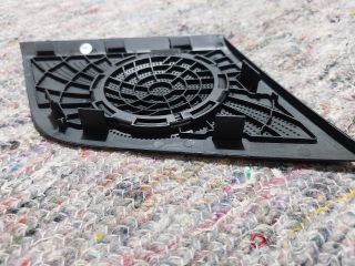 bontott AUDI A4 B8 Műszerfal Bal Hangszóró Burkolat