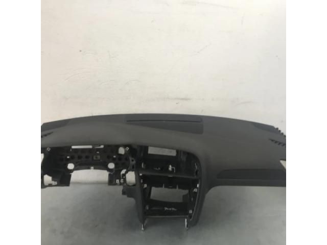 bontott AUDI A4 B8 Műszerfal Héj