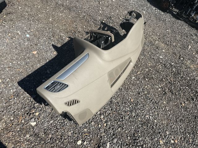 bontott AUDI A4 B8 Műszerfal Héj