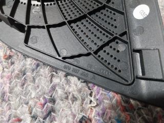 bontott AUDI A4 B8 Műszerfal Jobb Hangszóró Burkolat