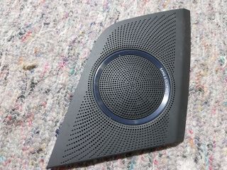 bontott AUDI A4 B8 Műszerfal Jobb Hangszóró Burkolat