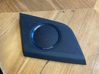 bontott AUDI A4 B8 Műszerfal Jobb Hangszóró Burkolat