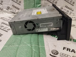 bontott AUDI A4 B8 Navigáció Elektronika