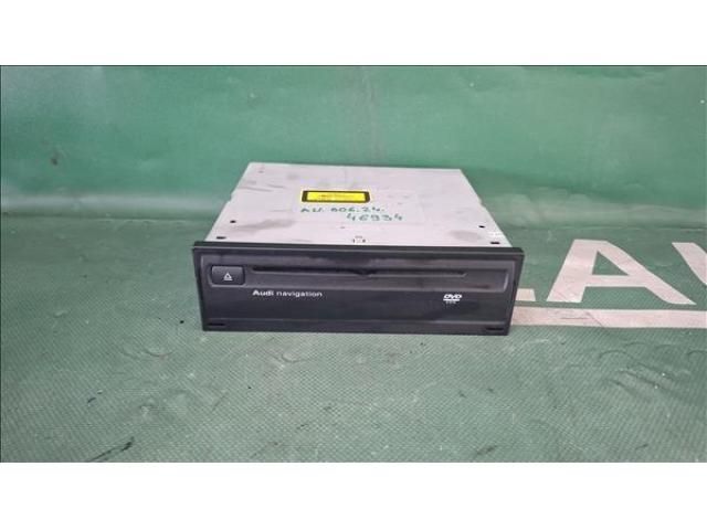 bontott AUDI A4 B8 Navigációs Fejegység