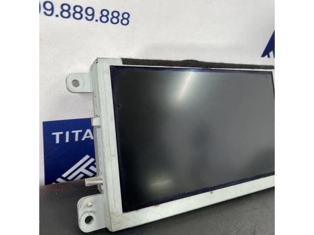 bontott AUDI A4 B8 Navigációs Fejegység