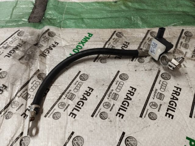 bontott AUDI A4 B8 Negatív Kábel