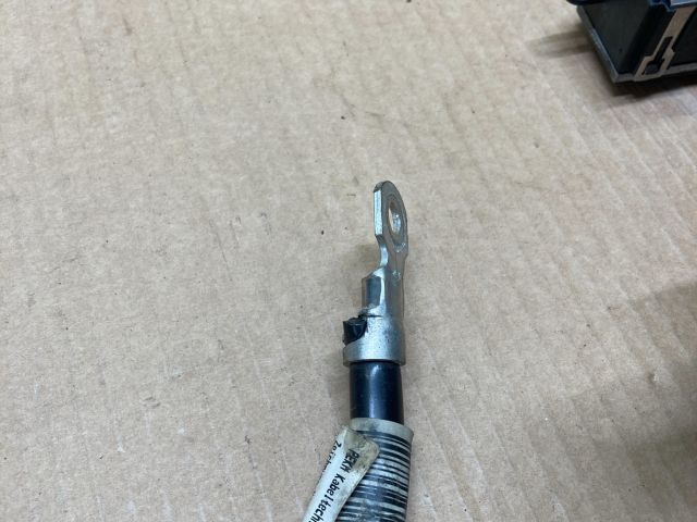 bontott AUDI A4 B8 Negatív Kábel