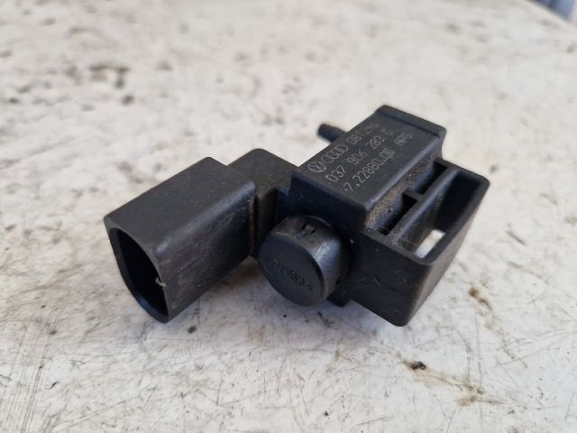 bontott AUDI A4 B8 Nyomásszabályzó Szelep