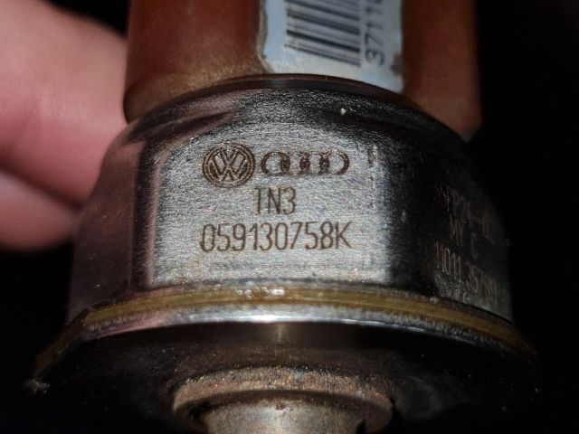 bontott AUDI A4 B8 Nyomásszabályzó Szelep