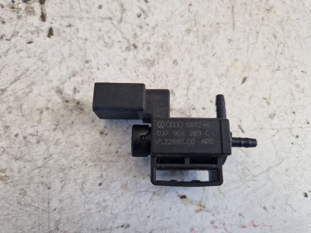 bontott AUDI A4 B8 Nyomásszabályzó Szelep