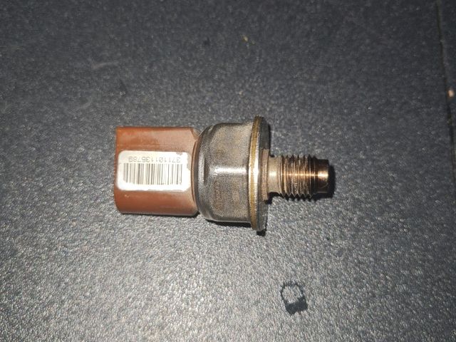 bontott AUDI A4 B8 Nyomásszabályzó Szelep