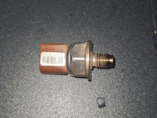 bontott AUDI A4 B8 Nyomásszabályzó Szelep