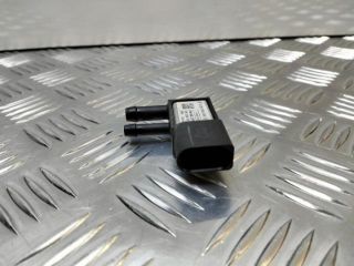 bontott AUDI A4 B8 Nyomástartó Szelep