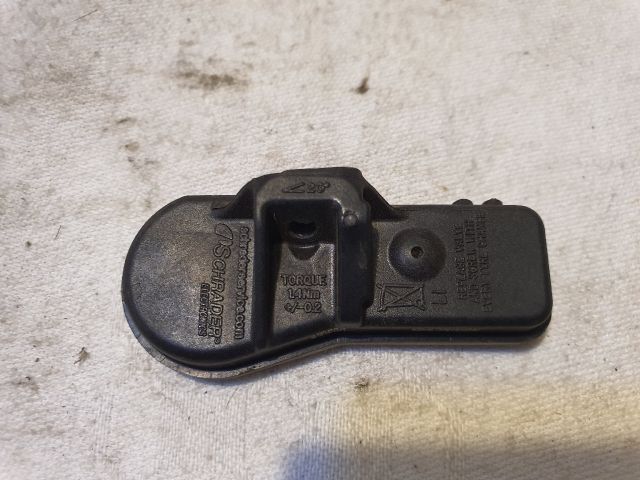 bontott AUDI A4 B8 Okos Kerékszelep