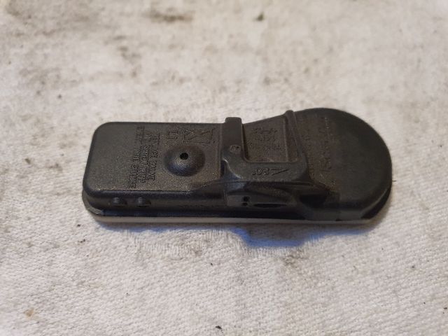 bontott AUDI A4 B8 Okos Kerékszelep