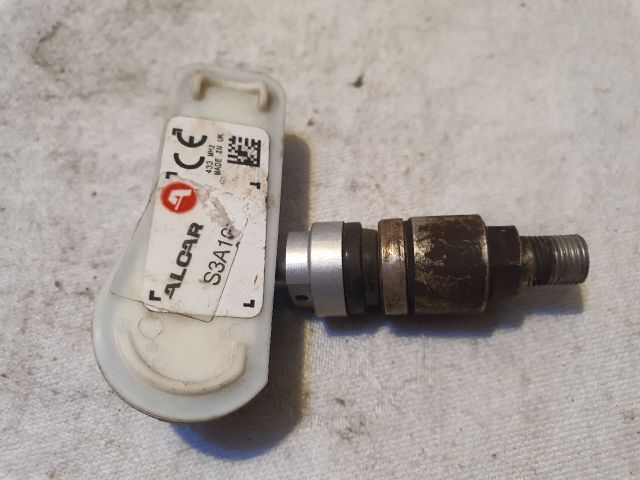 bontott AUDI A4 B8 Okos Kerékszelep