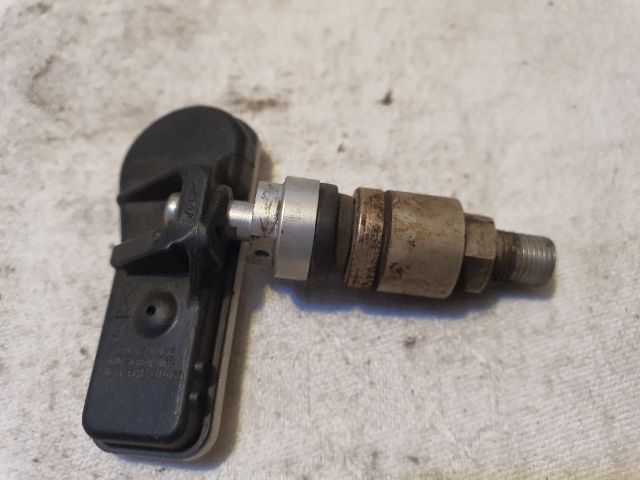 bontott AUDI A4 B8 Okos Kerékszelep