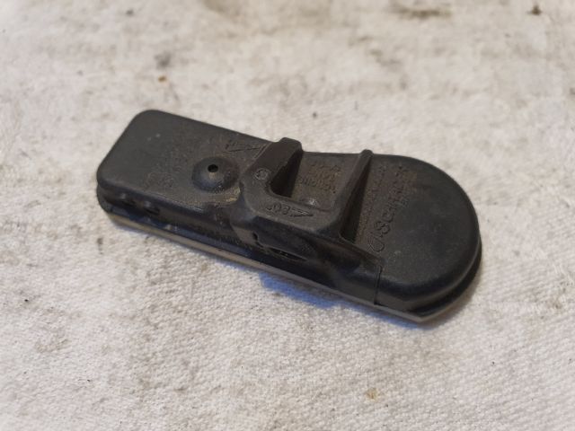 bontott AUDI A4 B8 Okos Kerékszelep