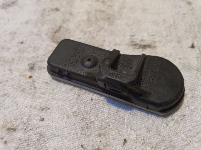 bontott AUDI A4 B8 Okos Kerékszelep