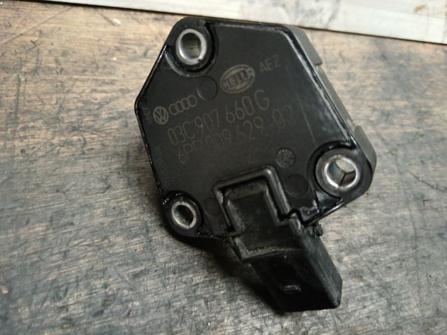 bontott AUDI A4 B8 Olajszint Jeladó