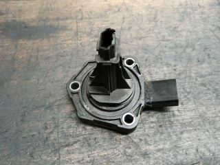 bontott AUDI A4 B8 Olajszint Jeladó