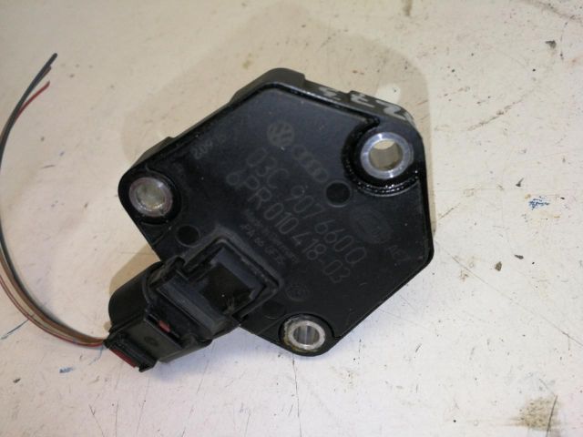 bontott AUDI A4 B8 Olajszint Jeladó