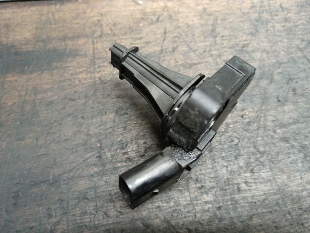 bontott AUDI A4 B8 Olajszint Jeladó