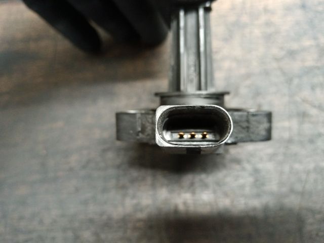 bontott AUDI A4 B8 Olajszint Jeladó