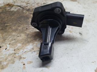 bontott AUDI A4 B8 Olajszint Jeladó