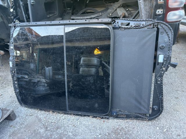 bontott AUDI A4 B8 Panoráma Tető