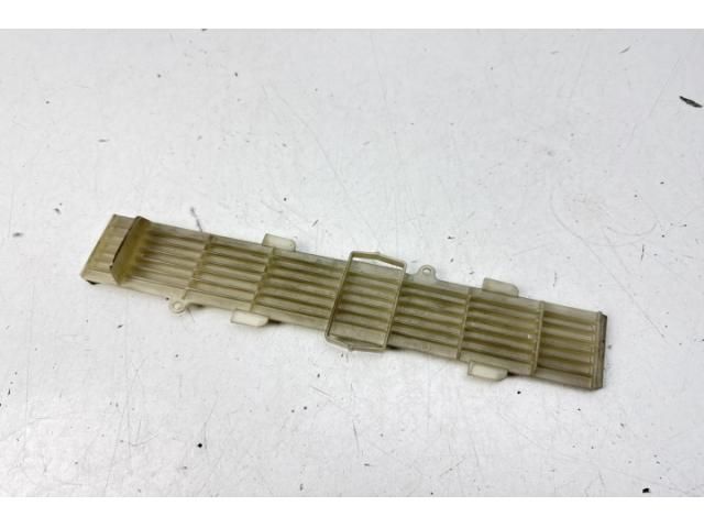 bontott AUDI A4 B8 Pollenszűrő Fedél