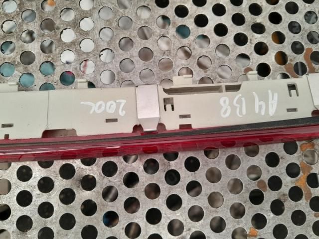 bontott AUDI A4 B8 Pótféklámpa