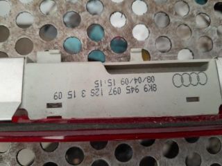 bontott AUDI A4 B8 Pótféklámpa