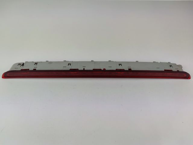 bontott AUDI A4 B8 Pótféklámpa