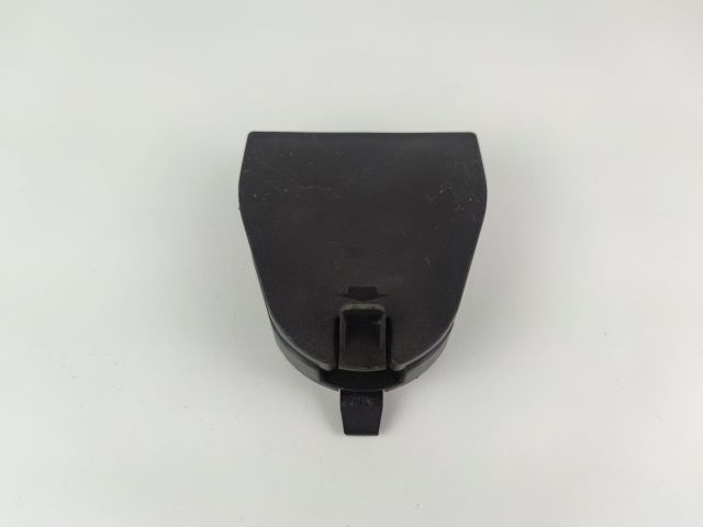 bontott AUDI A4 B8 Pótkerék Rögzítő