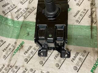 bontott AUDI A4 B8 Pótkerék Rögzítő