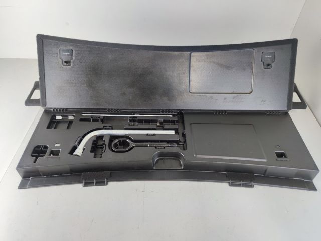 bontott AUDI A4 B8 Pótkerék Szerszámtartó