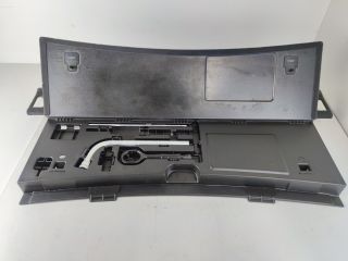 bontott AUDI A4 B8 Pótkerék Szerszámtartó