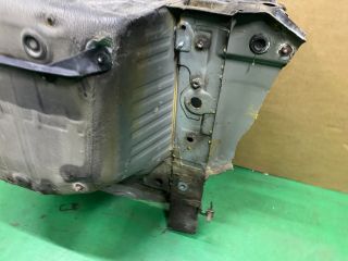 bontott AUDI A4 B8 Pótkerék Tartó Fenéklemez