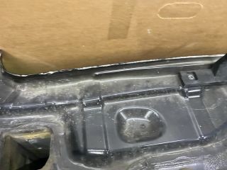 bontott AUDI A4 B8 Pótkerék Tartó Fenéklemez