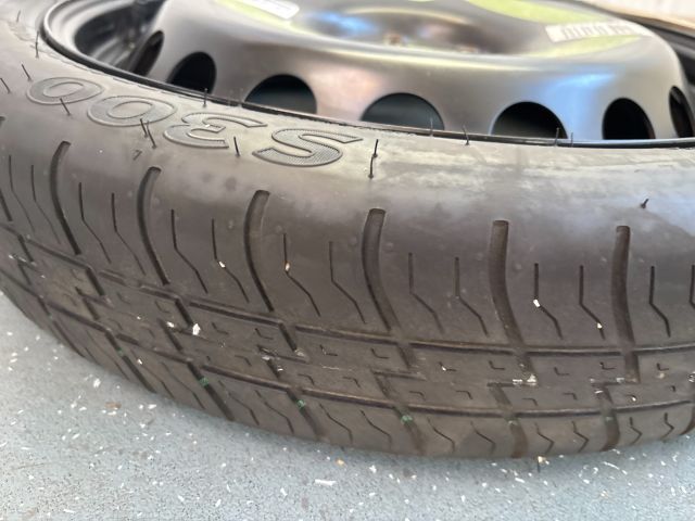 bontott AUDI A4 B8 Pótkerék