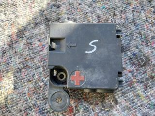 bontott AUDI A4 B8 Pozitív Kábel Elosztó