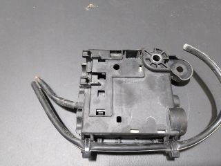 bontott AUDI A4 B8 Pozitív Kábel Elosztó