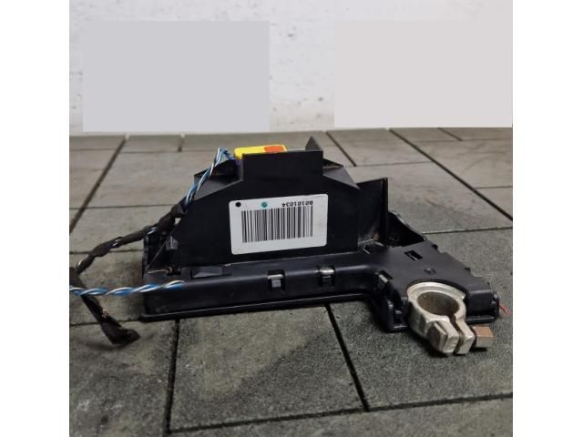 bontott AUDI A4 B8 Pozitív Kábel